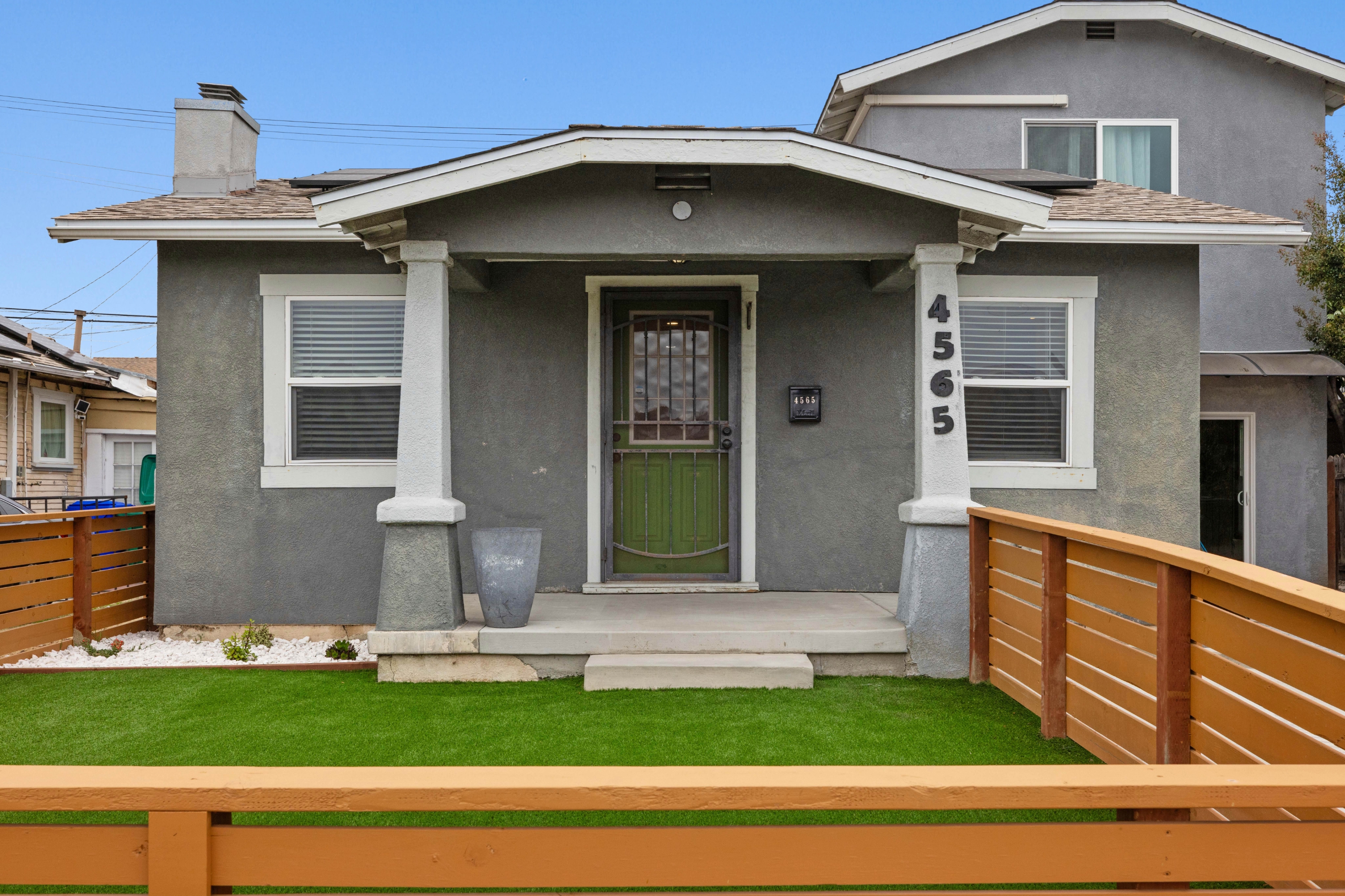 Property main image