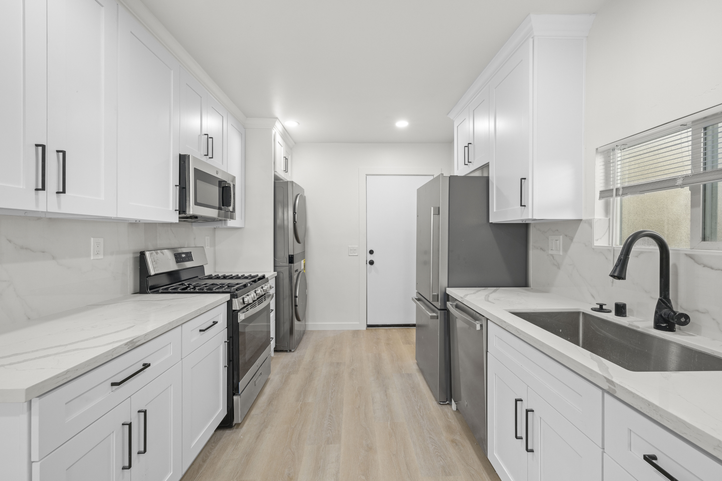 4160 Kansas Street - 2